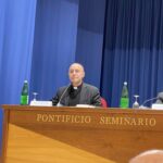 Il Preside della Facoltà Teologica, prof. Vito Mignozzi